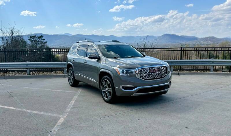 2019 GMC Acadia Denali available for rent in Asheville NC