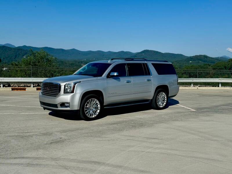 2018 GMC Yukon XL SLT (seats 8) available for rent in Asheville NC
