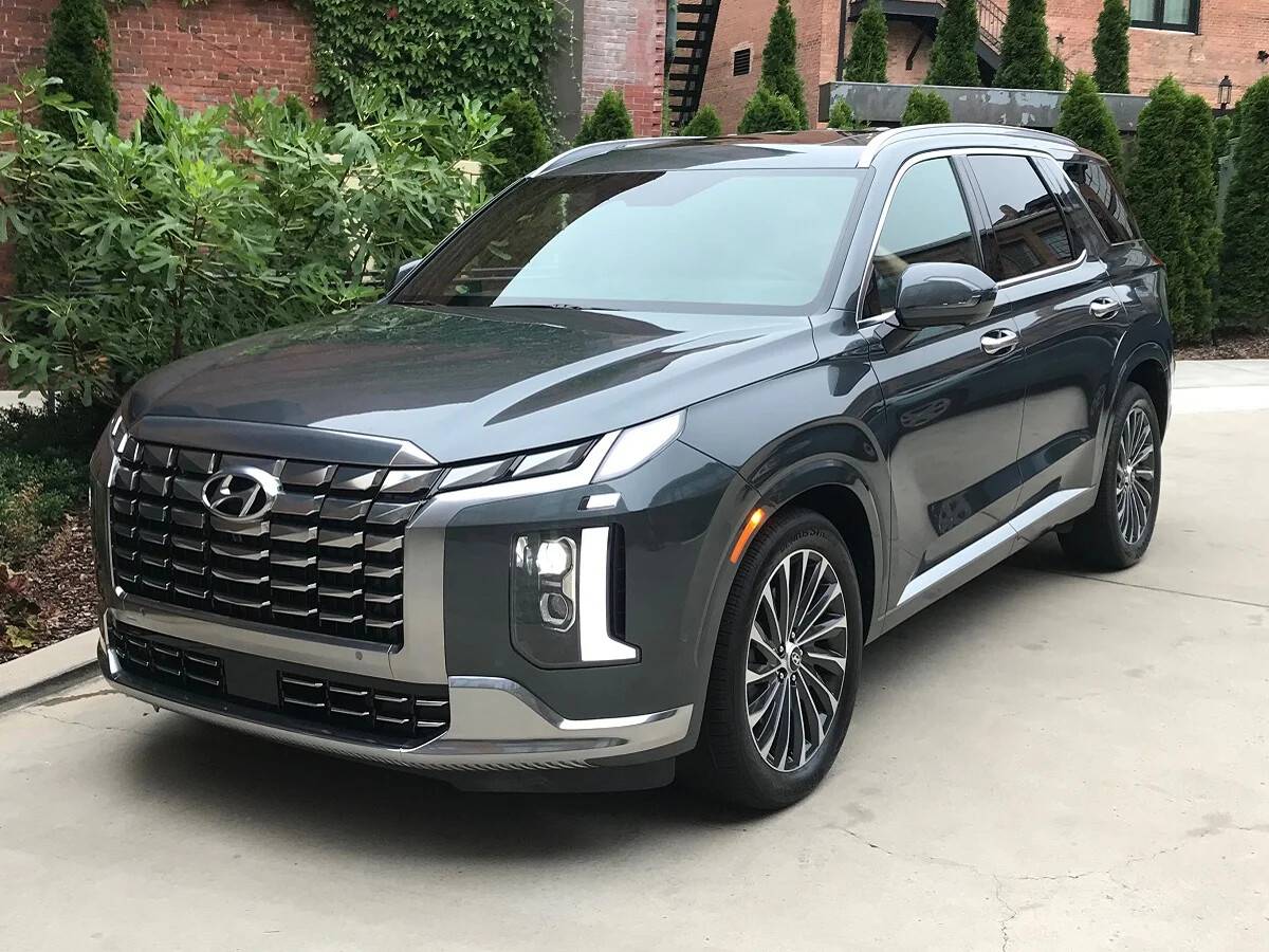 Hyundai Palisade available for rent in Asheville NC