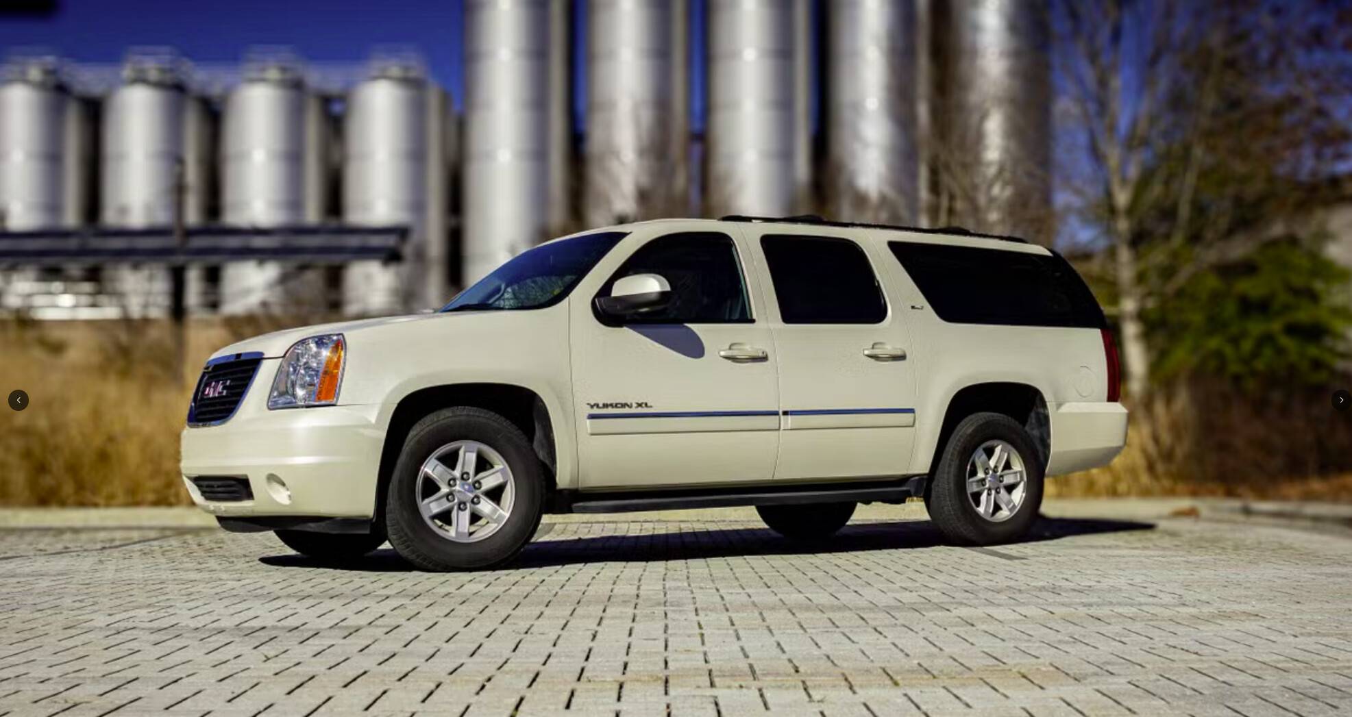 2014 GMC Yukon XL (seats 8) available for rent in Asheville NC